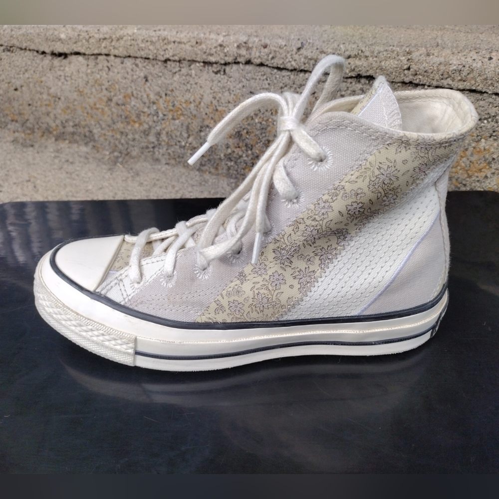 CONVERSE ALL STAR High Top Women's Size 5 EU 35 Floral Print Gray/Beige
